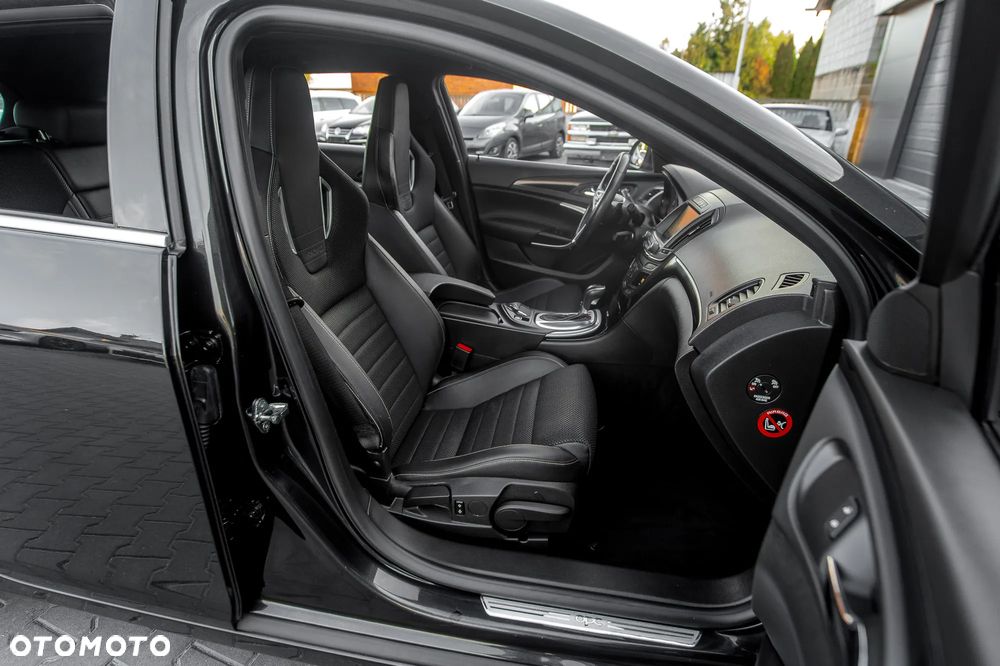 Opel Insignia 2.8 T V6 OPC - 19