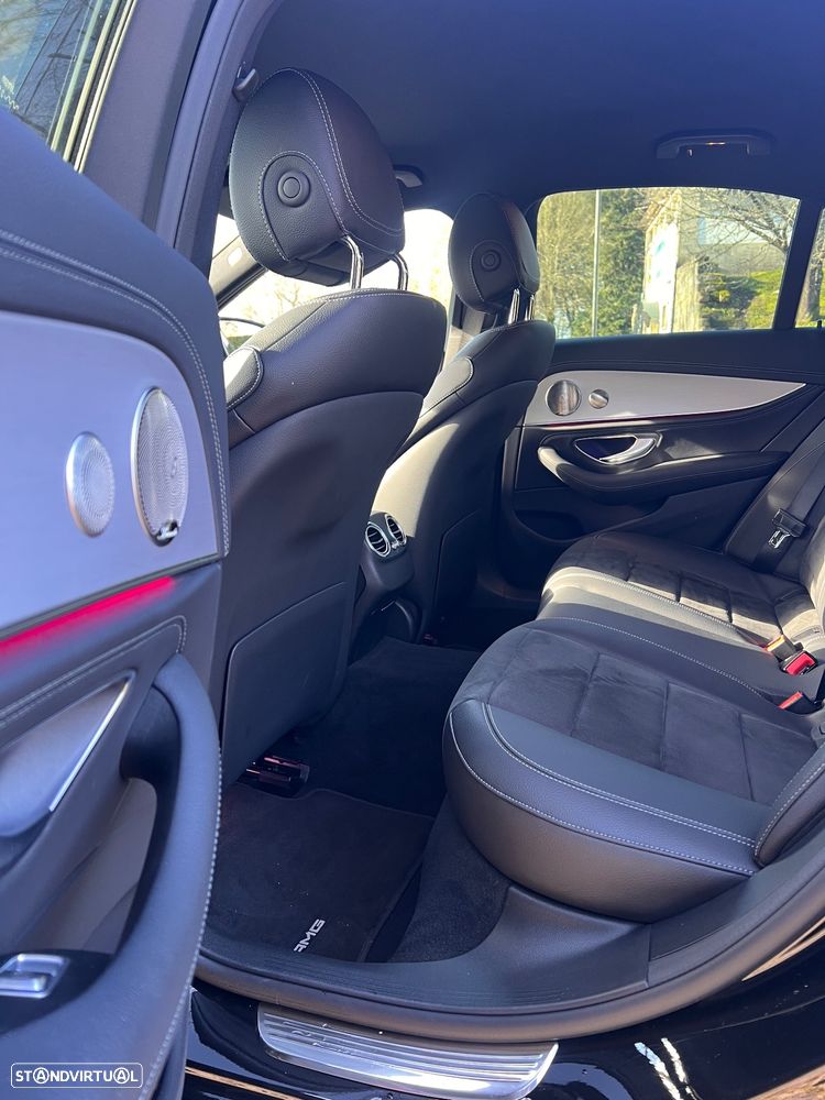 Mercedes-Benz E 300 de 4Matic 9G-TRONIC AMG Line - 14