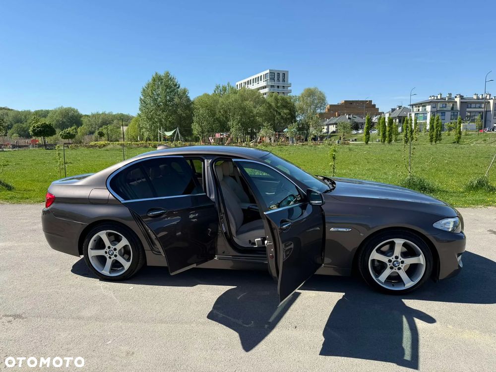 BMW Seria 5 - 9