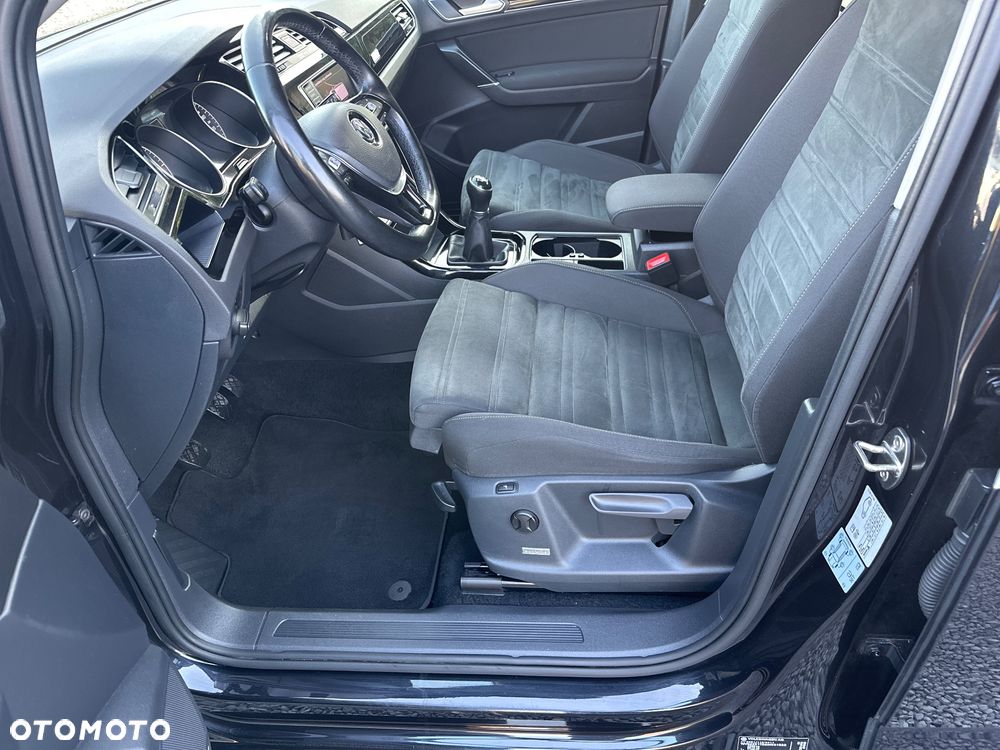 Volkswagen Touran 1.6 TDI SCR BlueMotion Technology Comfortline - 3