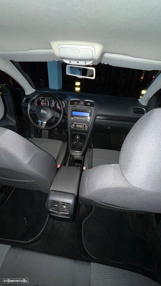 VW Golf 1.6 TDi Confortline - 13