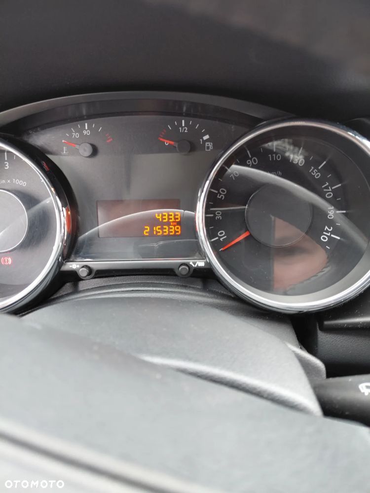 Peugeot 3008 1.6 HDi Trendy - 8