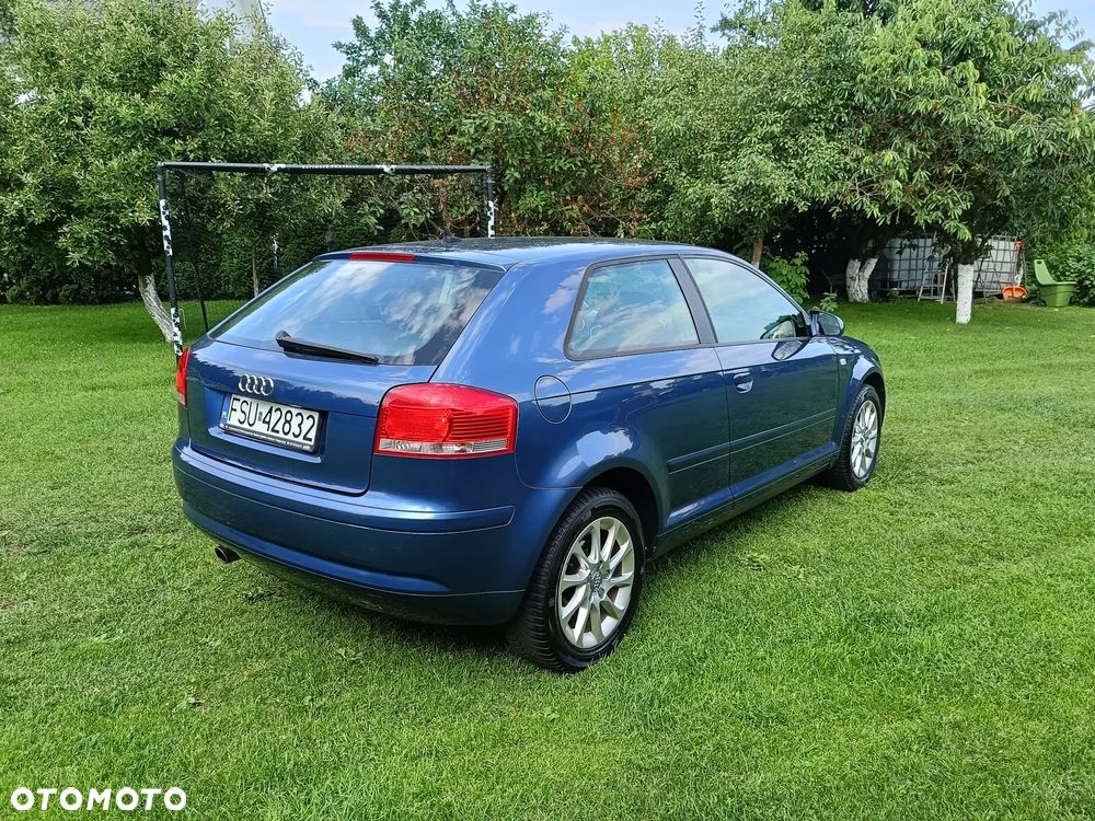 Audi A3 3-drzwiowe 1.6 Ambiente - 4