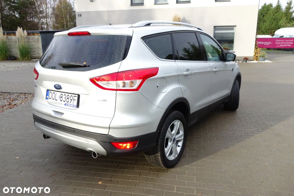 Ford Kuga 1.5 EcoBoost 2x4 Trend - 3