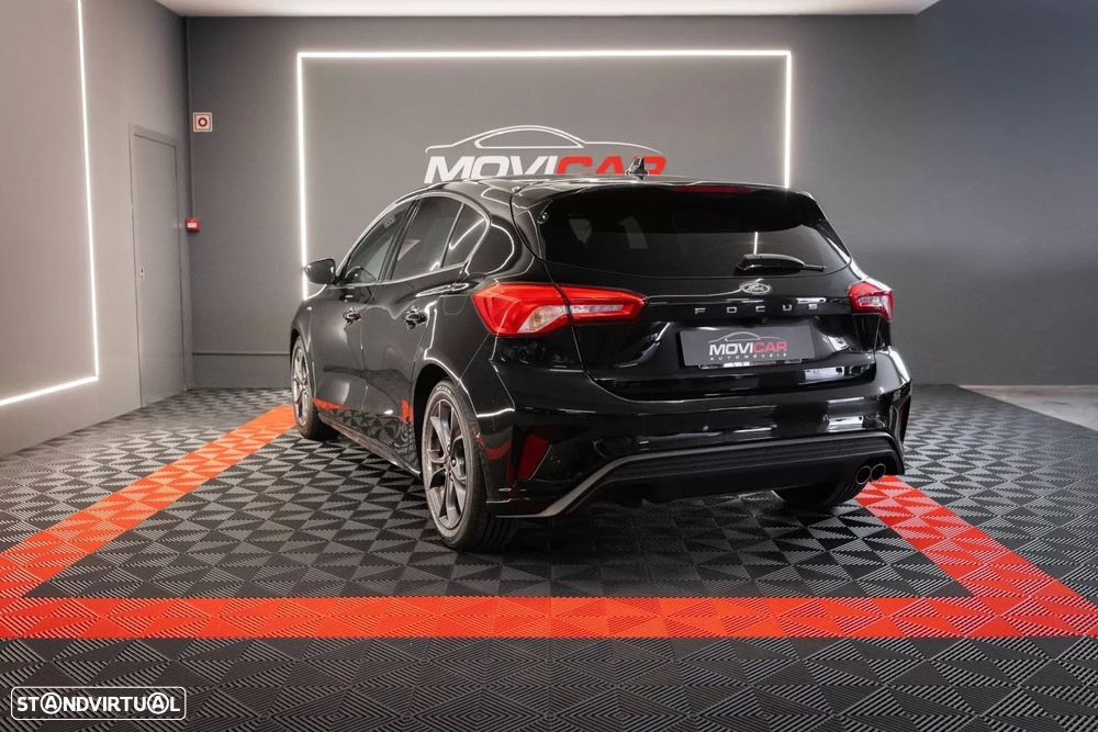 Ford Focus 1.0 EcoBoost ST-Line X - 2