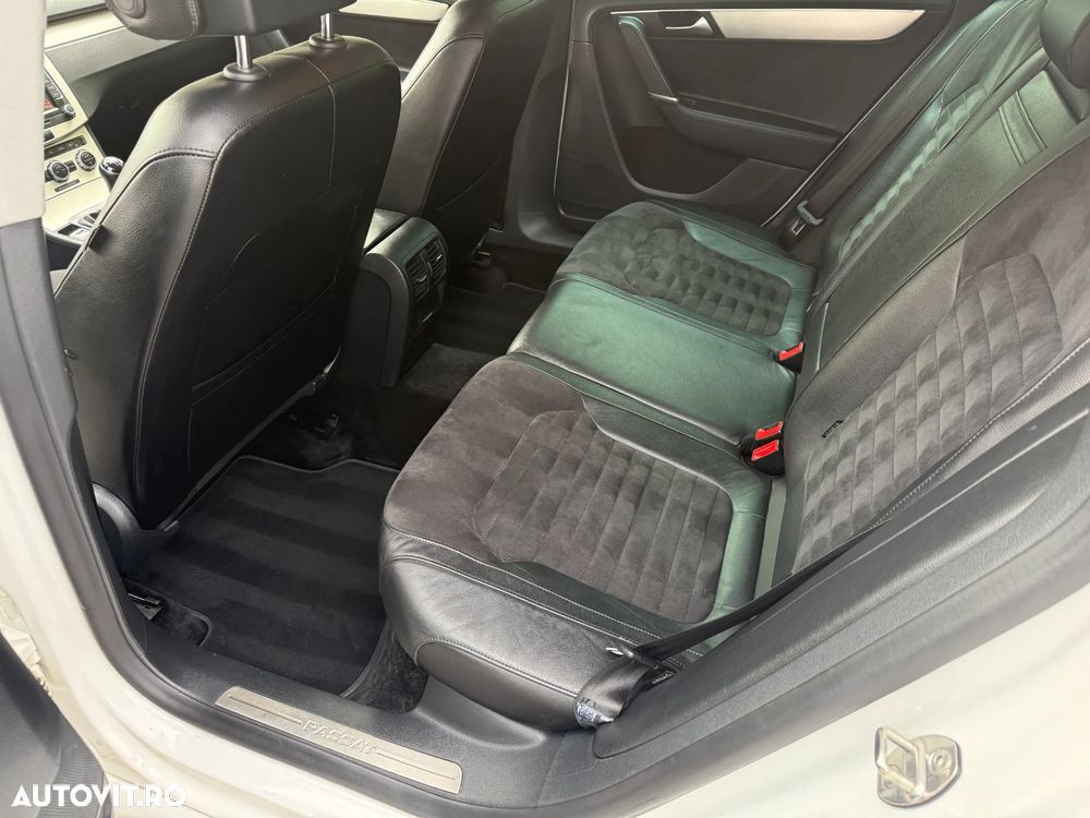 Volkswagen Passat Variant 2.0 TDI BlueMotion Technology Business Edition - 21