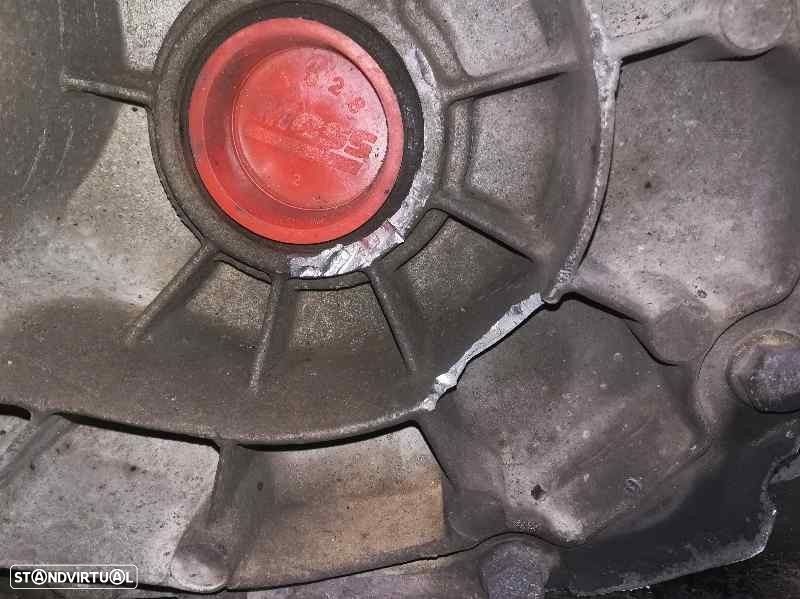 CAIXA VELOCIDADES FORD FOCUS 2000 -TXS4R7002FA - 4