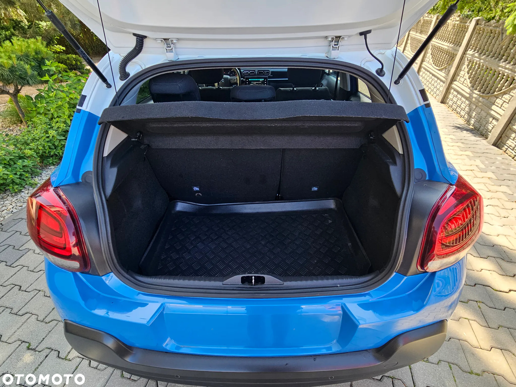 Citroën C3 1.2 PureTech Shine S&S - 17