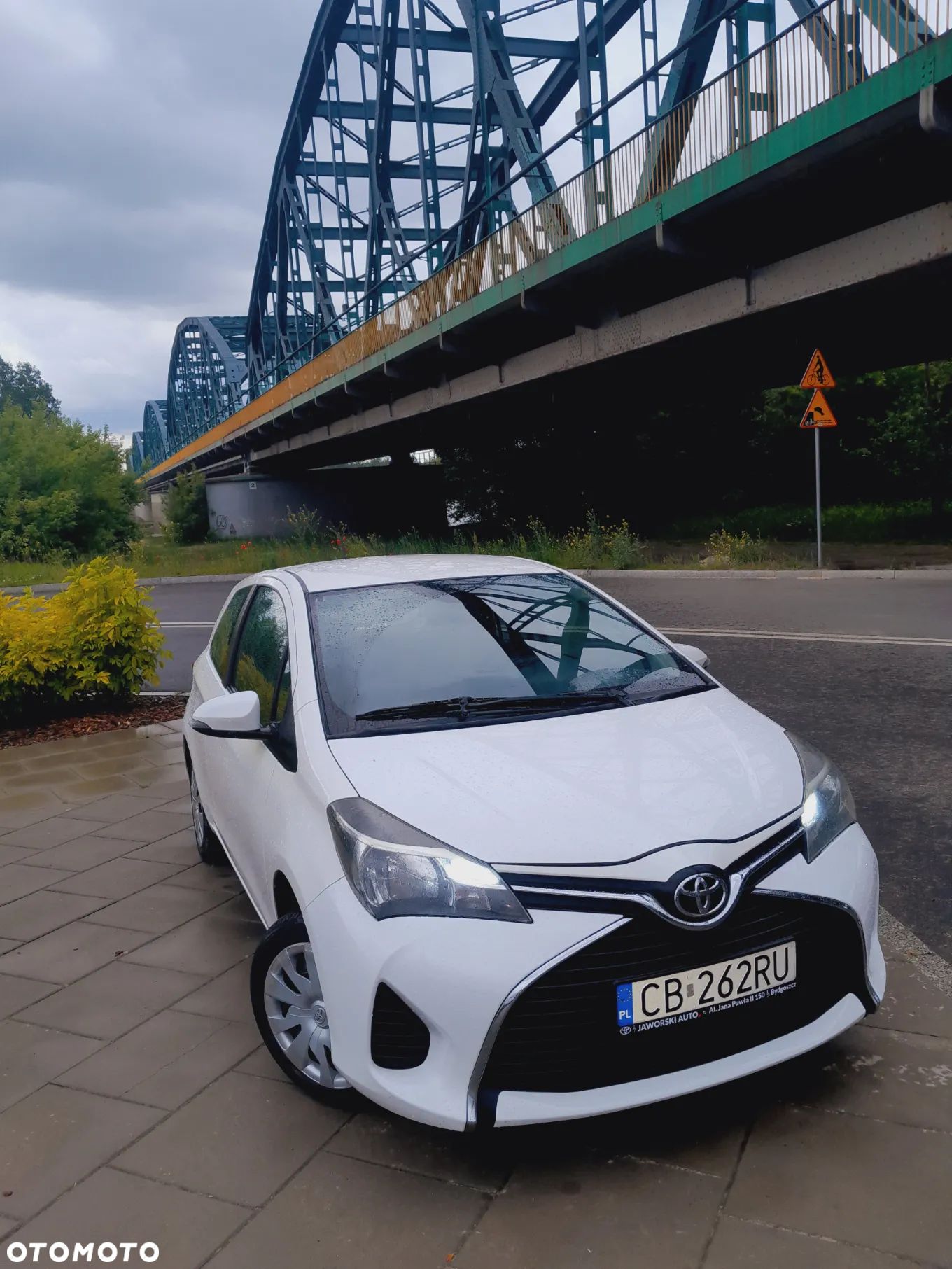 Toyota Yaris - 1