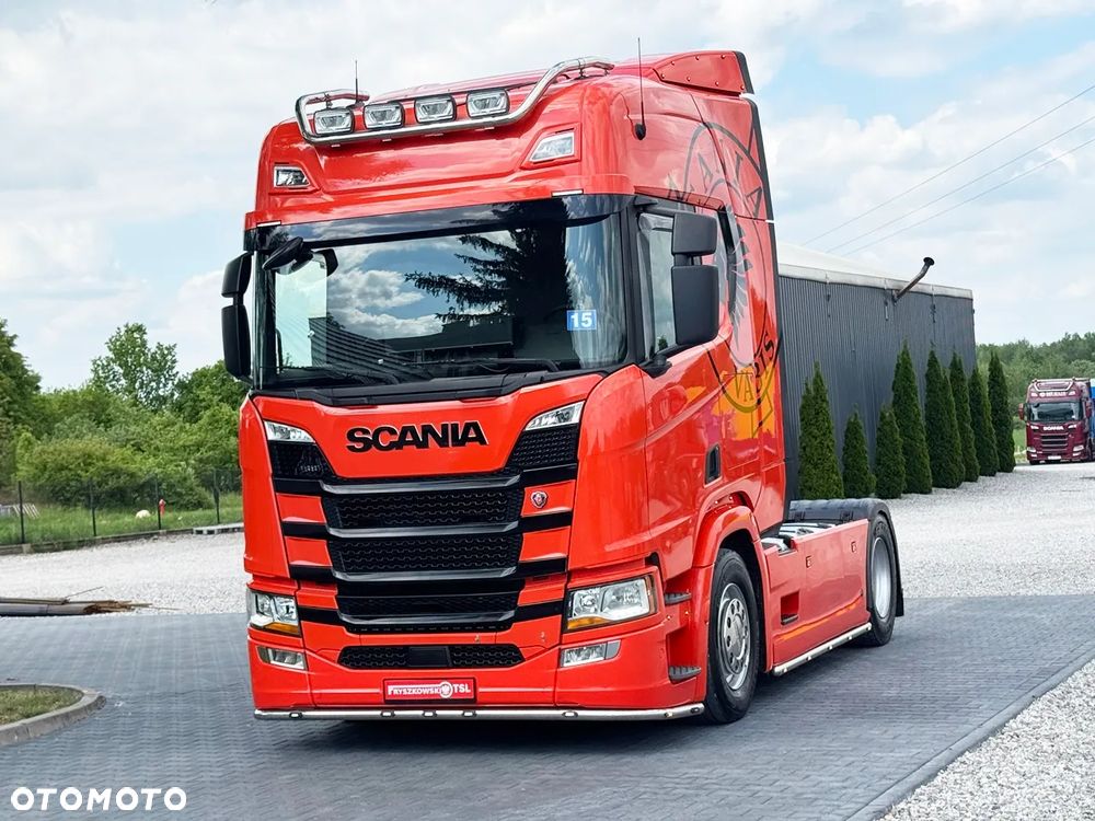 Scania R 450 / ACC / DWA DUŻE ZBIORNIKI ON / DWA ŁÓŻKA / RETARDER / DUŻA NAVI / VIRTUAL KOKPIT - 2