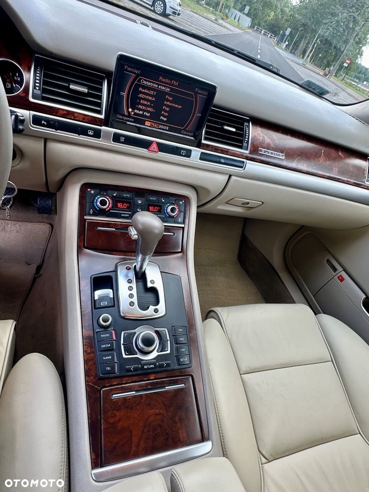 Audi A8 - 28
