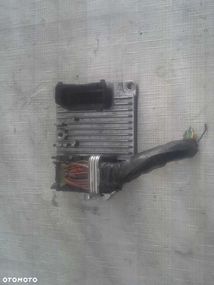 Opel Astra Vectra Zafira 1.8 16V sterownik silnika GM 09179499  5WK9181 - 1