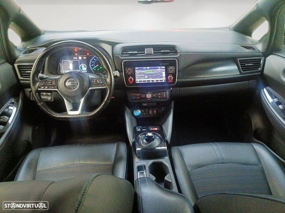 Nissan Leaf N-Connecta - 10