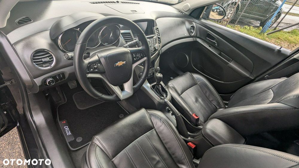 Chevrolet Cruze - 16