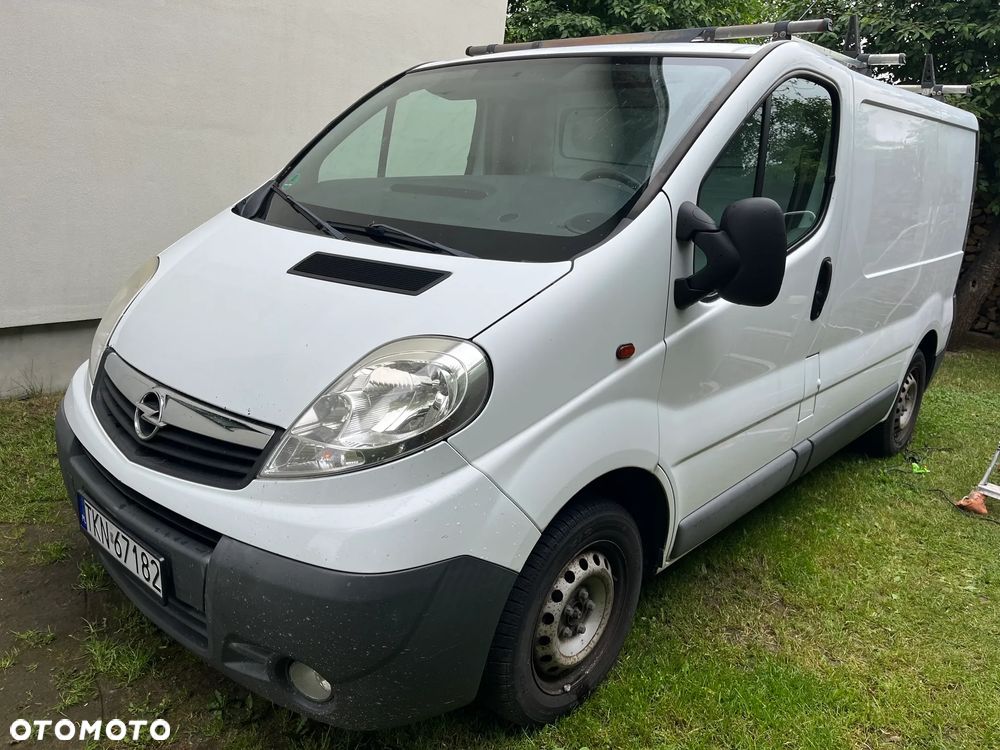 Opel vivaro - 2