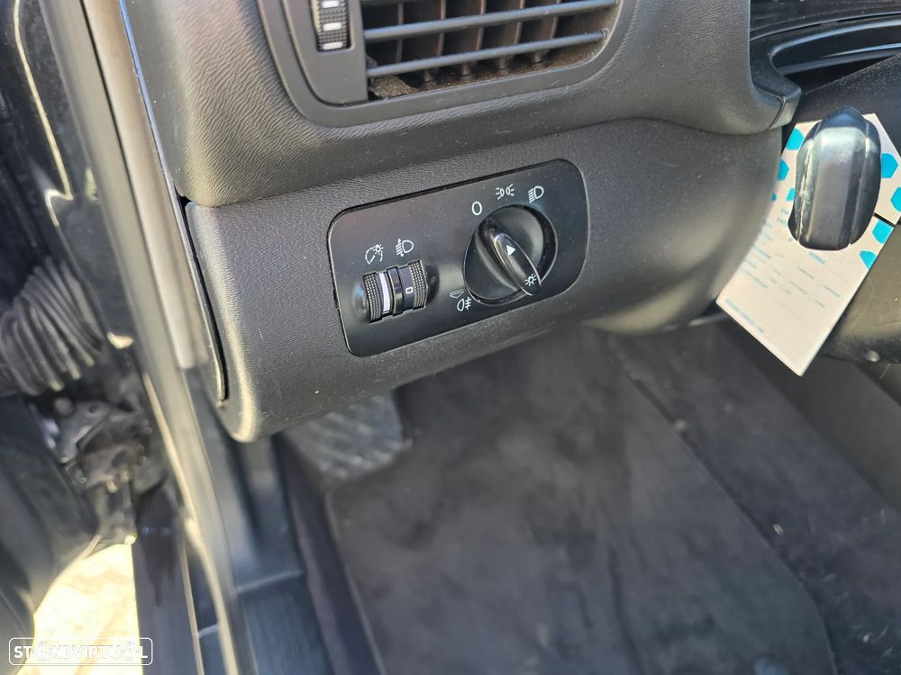 Audi A3 1.9 TDI Attraction - 12