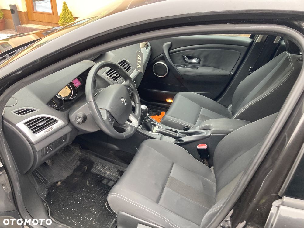 Renault Megane 1.6 16V Exception - 12