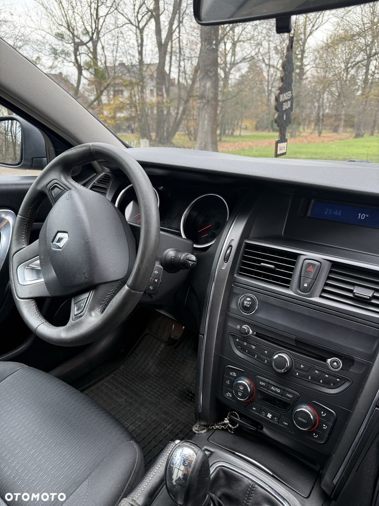 Renault Latitude - 6
