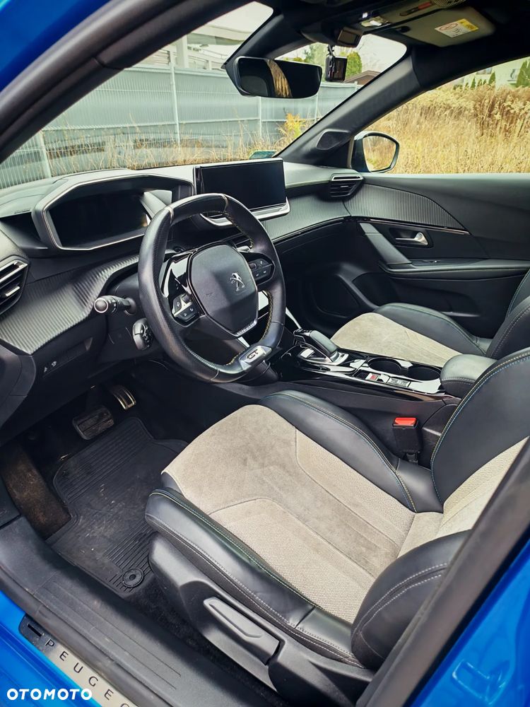 Peugeot 208 GT Line - 15