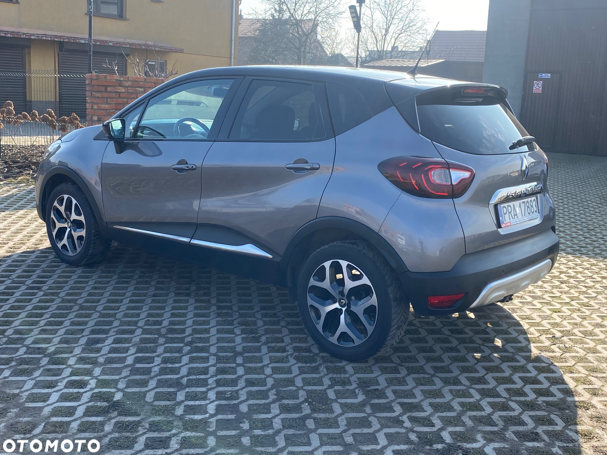 Renault Captur 1.5 dCi Energy Intens - 6