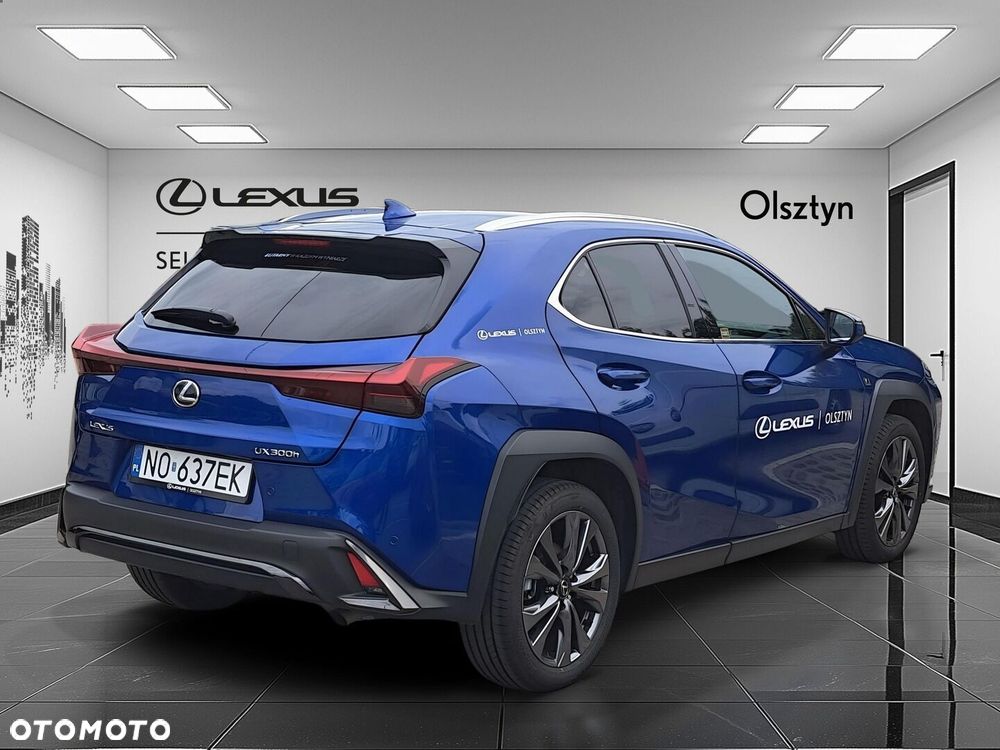 Lexus UX 300h F Sport Design - 6