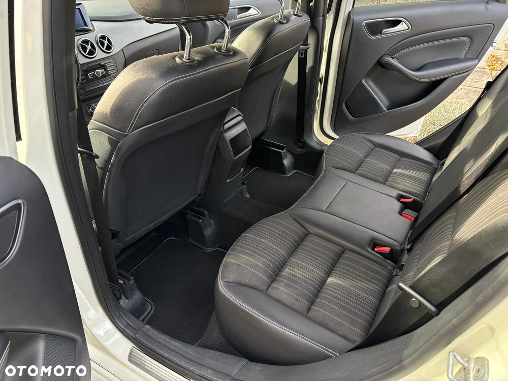 Mercedes-Benz Klasa B 180 CDI BlueEFFICIENCY Edition 1 - 10