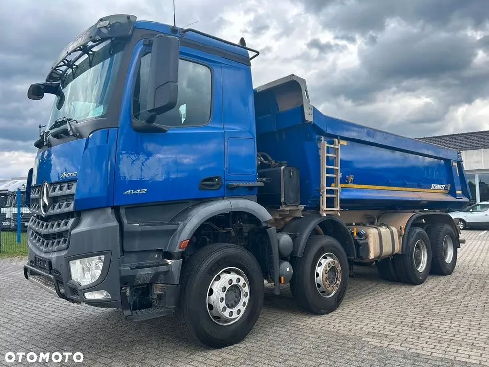 Mercedes-Benz Arocs 4142 | Wywrotka Schmitz | 8x4 | Euro 6 | Klima | Retarder | 242 598 km - 4