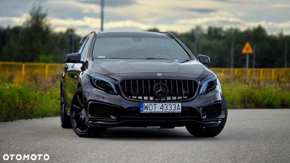 Mercedes-Benz GLA 45 AMG 4-Matic - 6
