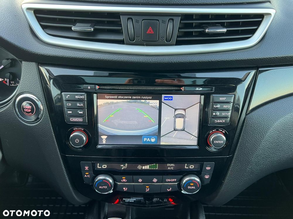 Nissan Qashqai 1.6 DCi Xtronic ACENTA - 28