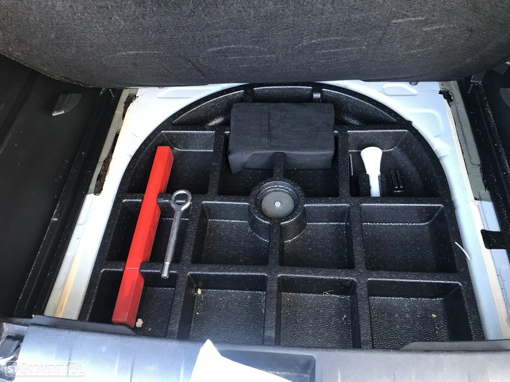 Jeep Renegade 1.0 T Limited - 7