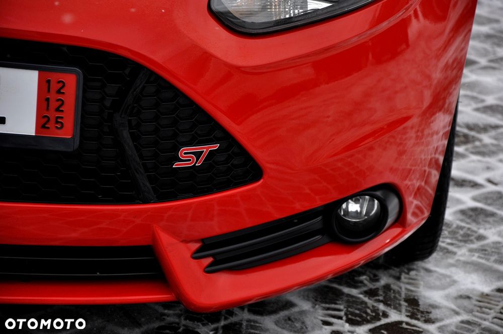 Ford Focus 2.0 EcoBoost ST mit Leder-Sport-Paket - 7