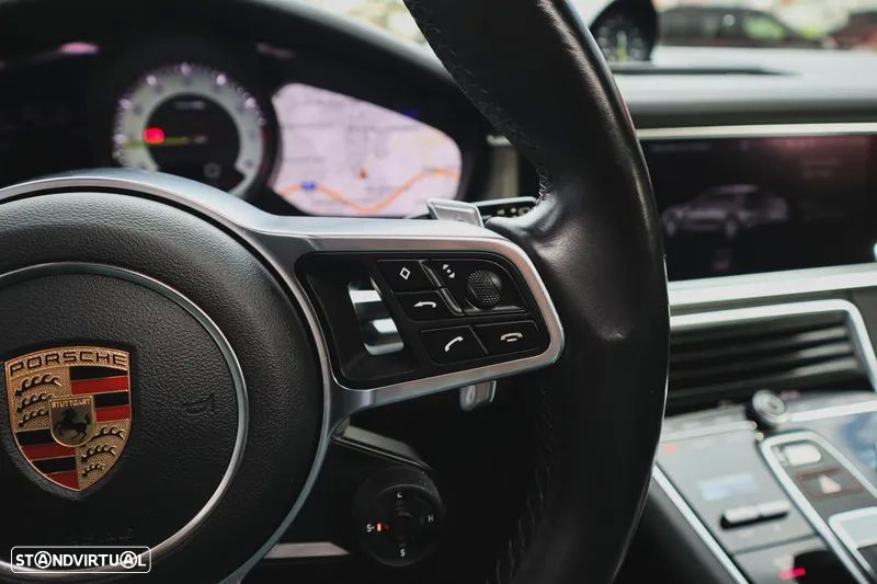 Porsche Panamera Sport Turismo 4 E-Hybrid Platinum Edition - 24