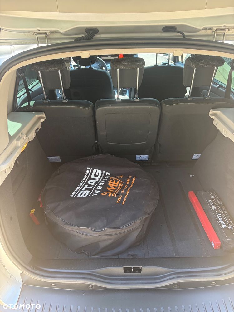 Renault Scenic 1.4 16V TCE Expression - 12