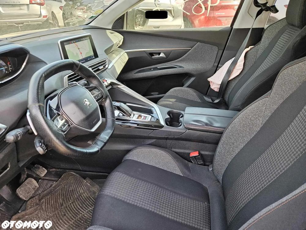 Peugeot 5008 BlueHDI 130 EAT8 Allure Business-Paket - 7