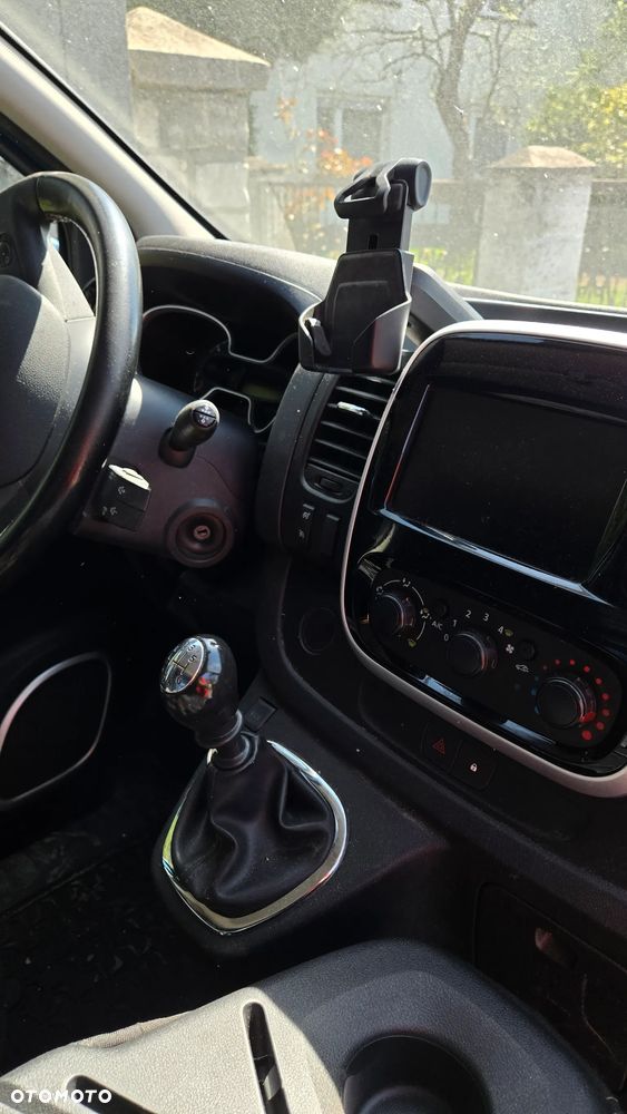 Opel Vivaro - 5