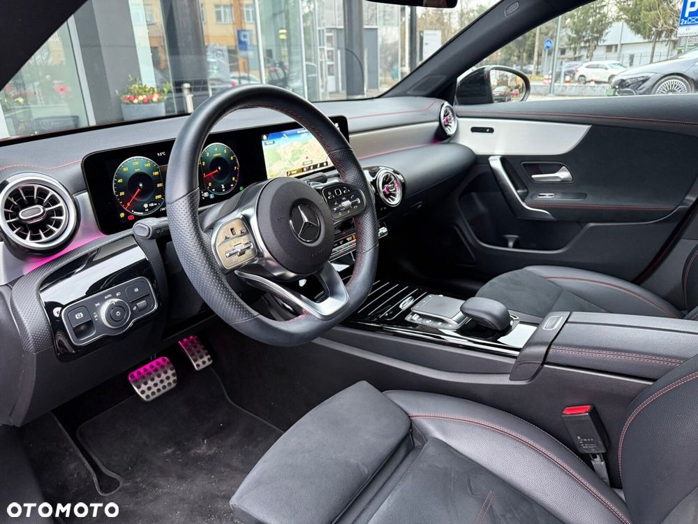 Mercedes-Benz CLA 200 4-Matic AMG Line 8G-DCT - 6