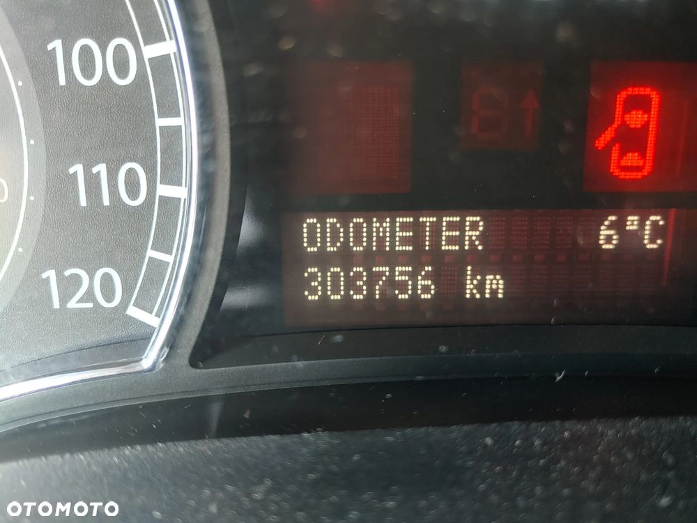 Suzuki XL7 3.6 V6 Luxury - 34