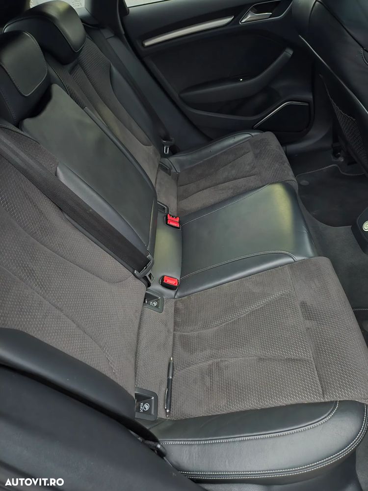 Audi A3 2.0 TDI S tronic Sport - 33