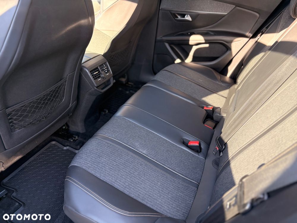 Peugeot 3008 BlueHDi 130 Stop & Start Allure - 21