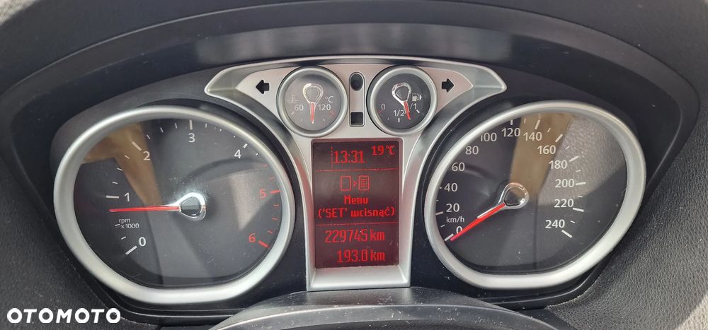 Ford Kuga 2.0 TDCi Individual MPS6 - 18