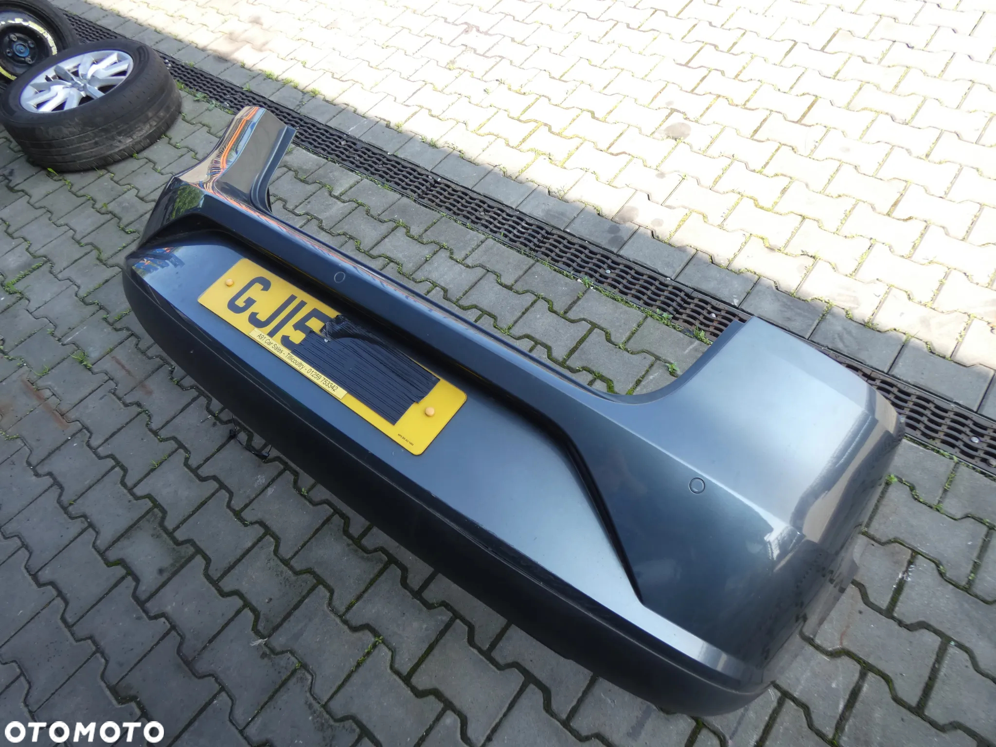 SEAT TOLEDO IV 4 ZDERZAK TYŁ TYLNY CZUJNIKI PARKOWANIA PDC LF7Y GORLICE K02/88 - 2