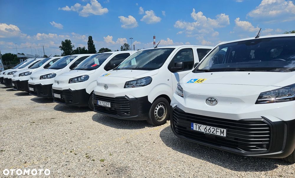 Toyota ProAce 2,0-l-D-4D L2 (9-Si.) Verso Flow - 9