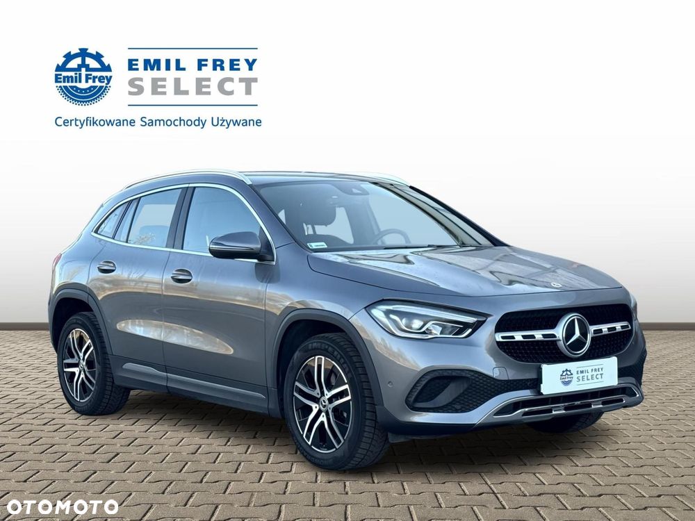 Mercedes-Benz GLA - 7