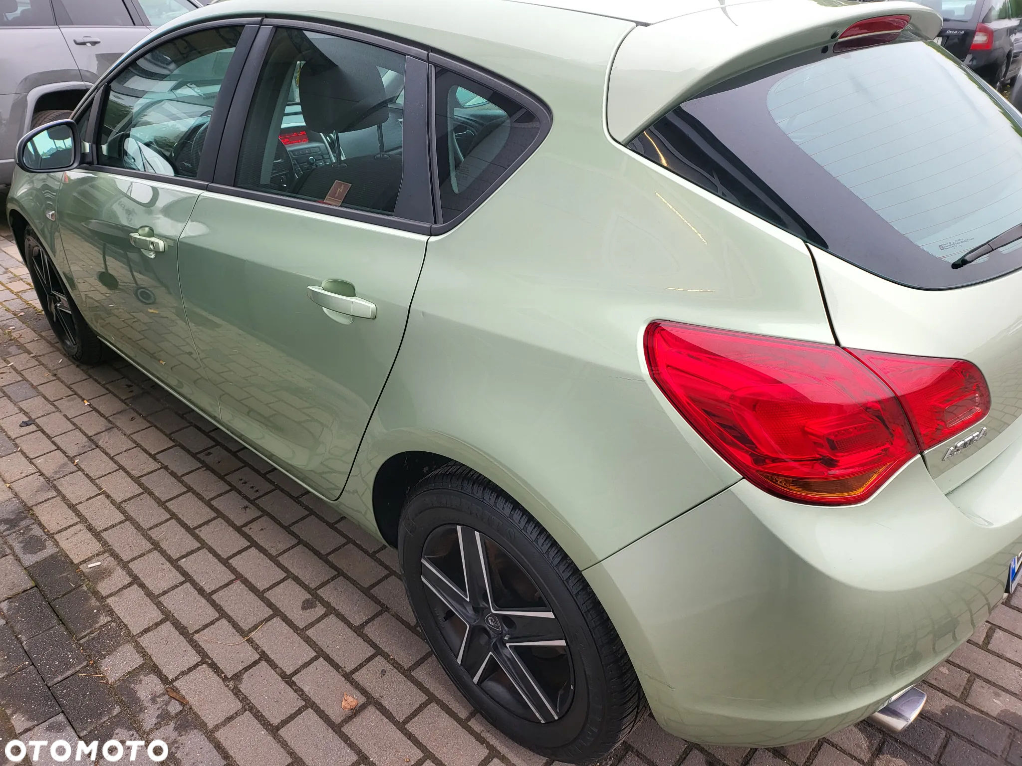 Opel Astra 1.4 Turbo Color Edition - 24