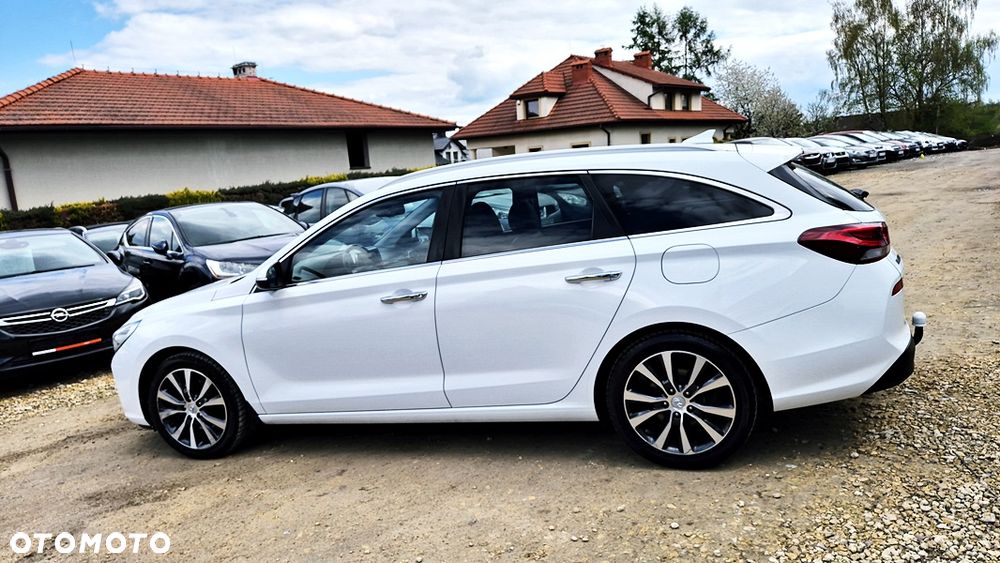 Hyundai i30 1.4 T-GDI Premiere Luxury - 21