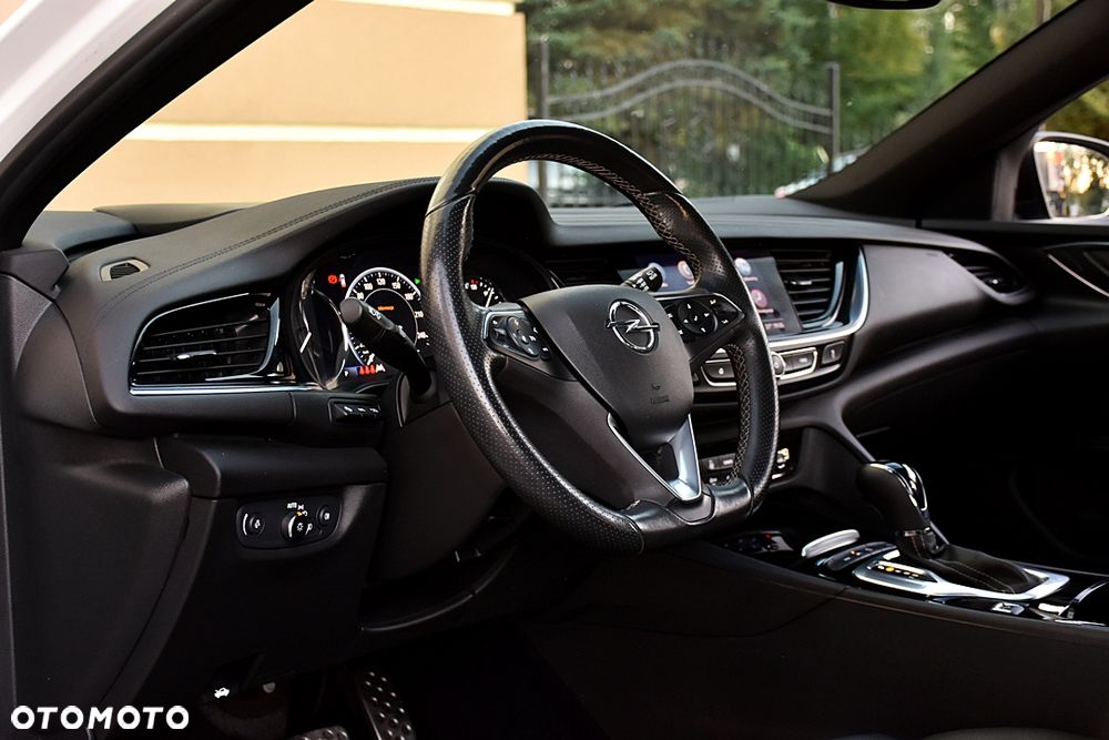 Opel Insignia 2.0 CDTI Ultimate S&S - 18