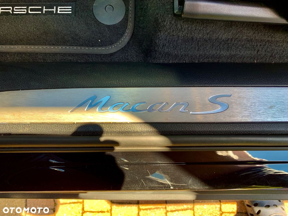 Porsche Macan S - 35
