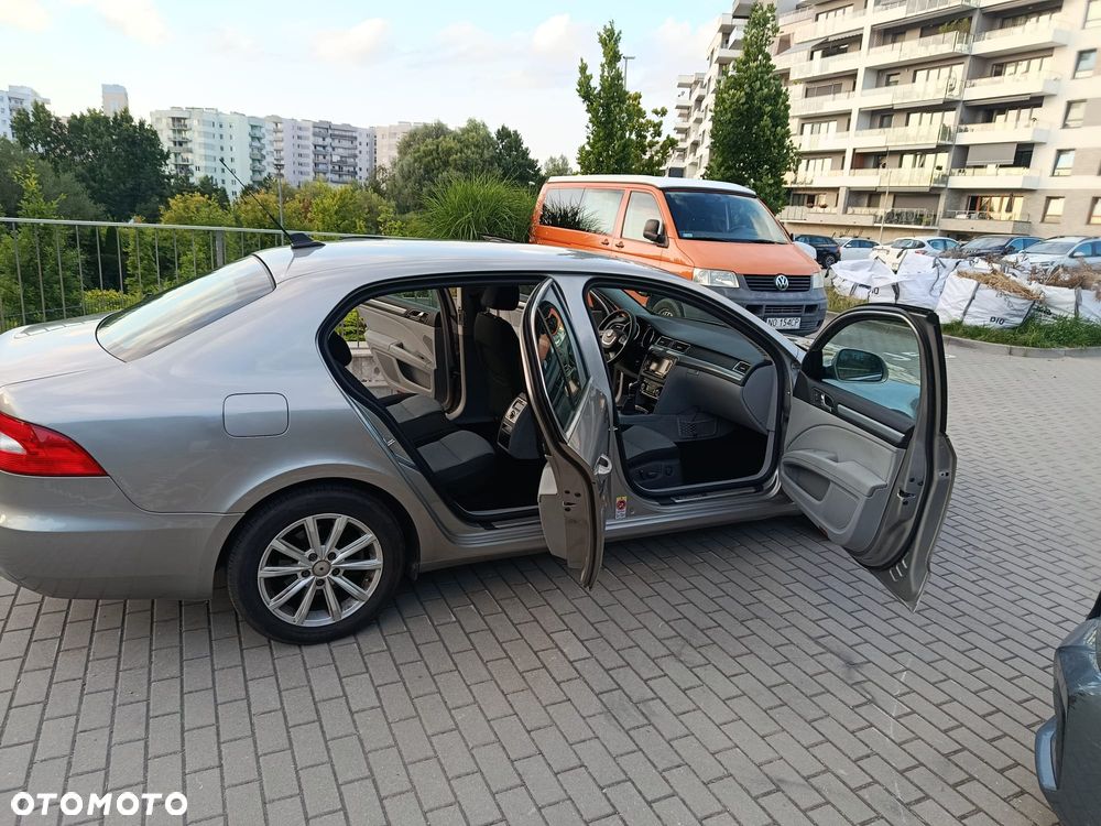 Skoda Superb 2.0 TDI Elegance - 8