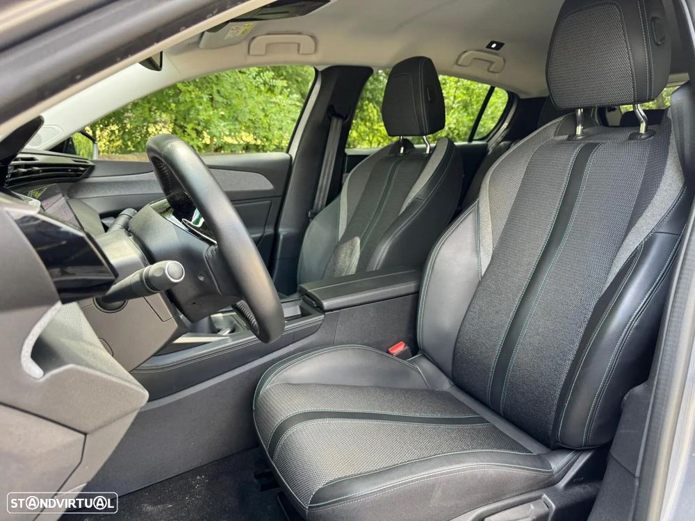 Peugeot 308 1.2 PureTech Allure Pack - 24