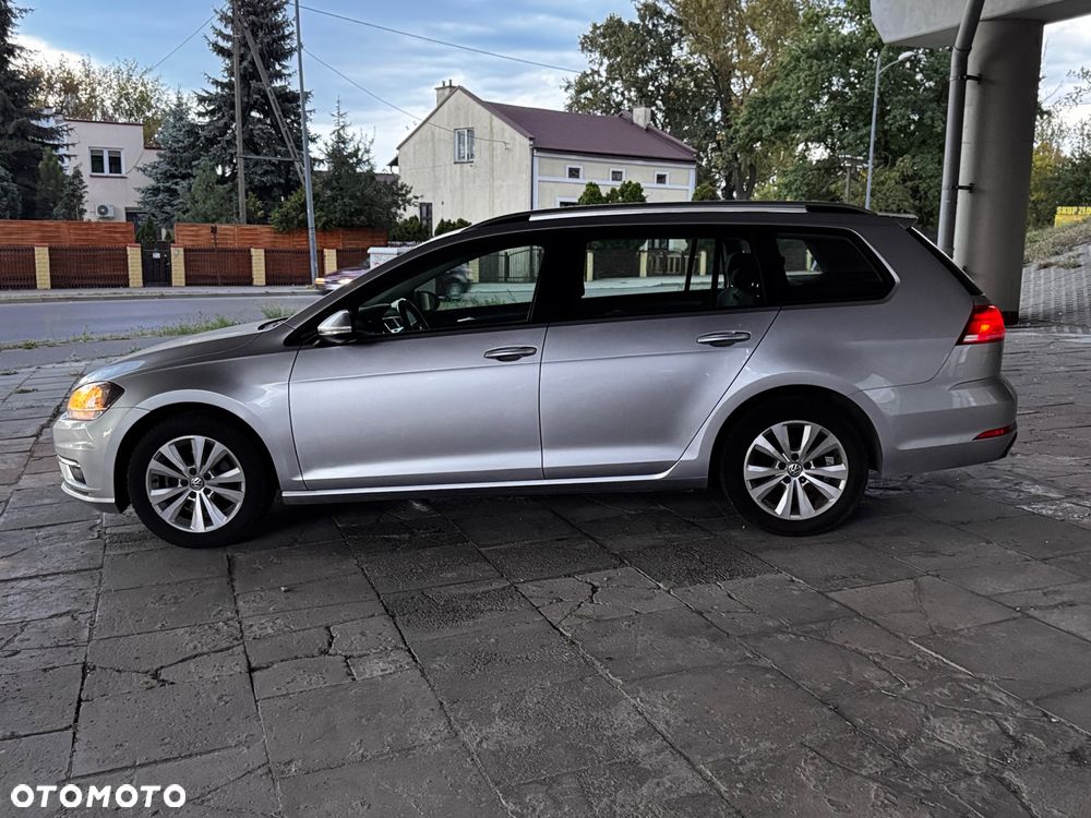 Volkswagen Golf 1.6 TDI SCR Comfortline - 9